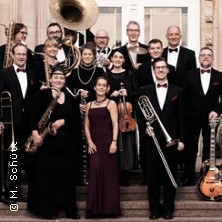 Eine Amerikanerin in Paris / Astoria Salonorchester & Swing Connection HRO