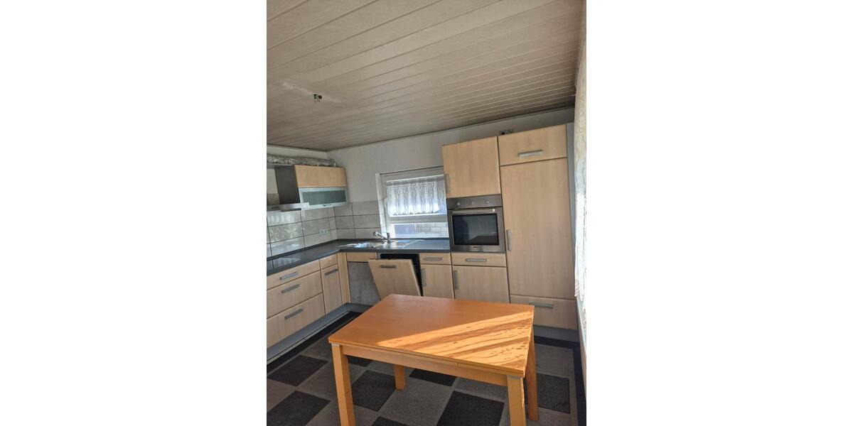 Einfamilienhaus Lauda-Königshofen Königshofen - 5 Zimmer, 105 m&sup2;, 200.000&euro; | Angebot:26897034