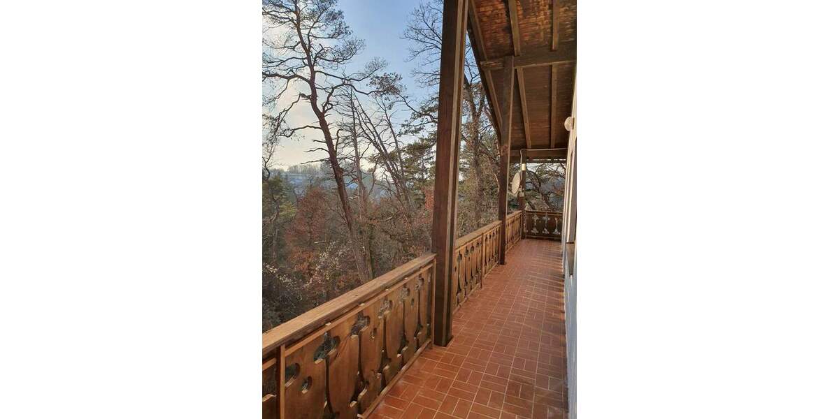 * ALLEIN-LAGE und NATUR-PUR * -- Einfamilienhaus am Ortsrand 6 zimmer