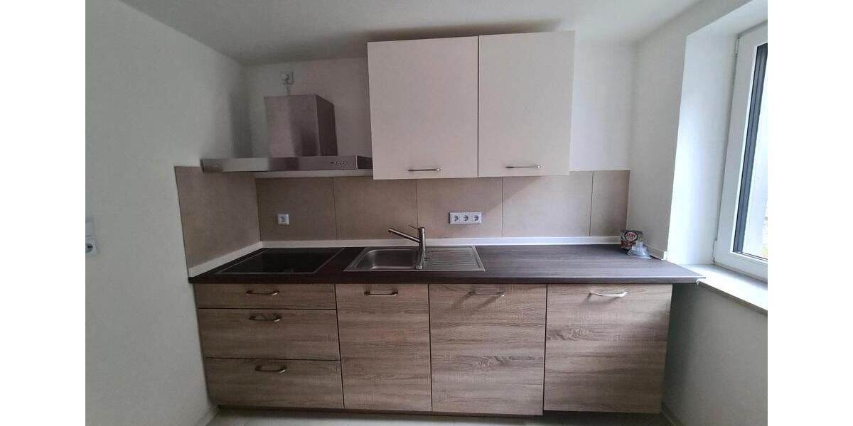 Etagenwohnung Markt Nordheim - 5 Zimmer, 150 m&sup2;, 1.150&euro; | Angebot:26609476