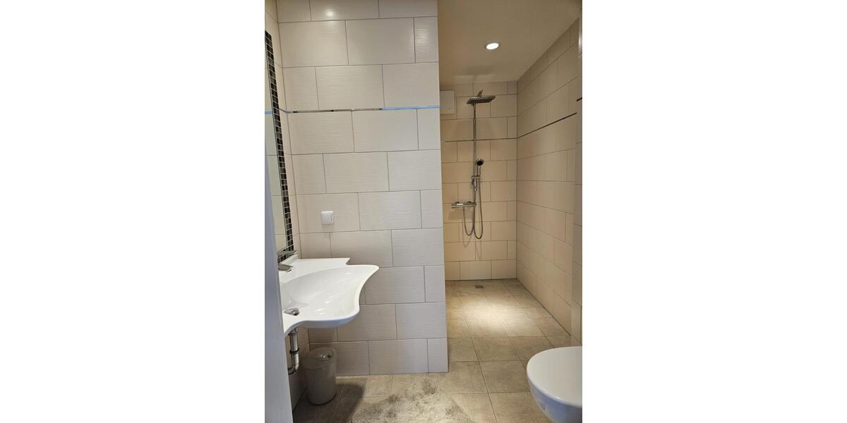 Einfamilienhaus Lauenburg/Elbe Elbe - 3 Zimmer, 180 m&sup2;, 1.850&euro; | Angebot:23542557