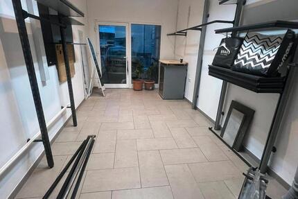 LagerraumBüro zimmer