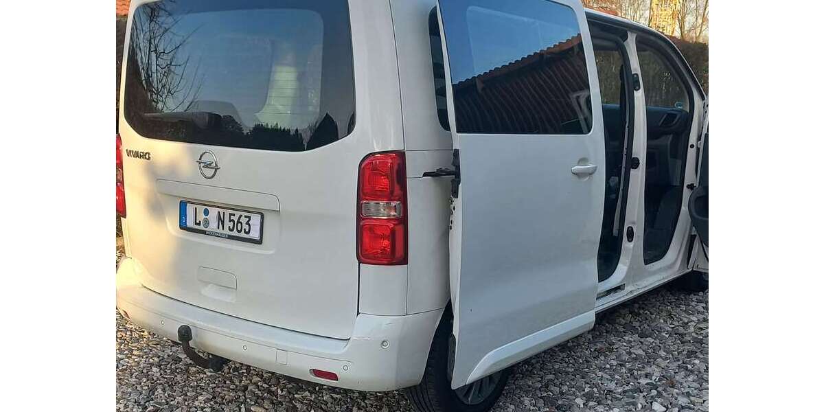 Opel Vivaro 67.000 km 14.888 &euro; Utting am Ammersee 86919