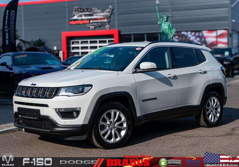 Jeep Compass 8.701 km 24.500 € Leipzig 04179