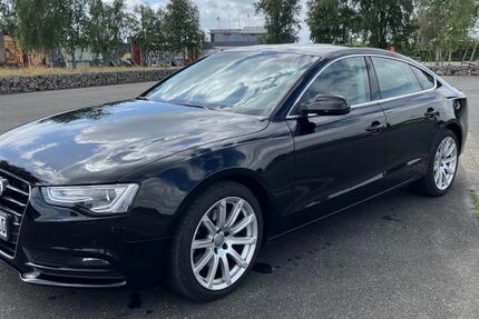 Audi A5 189.000 km 11.870 &euro; Glückstadt 25348