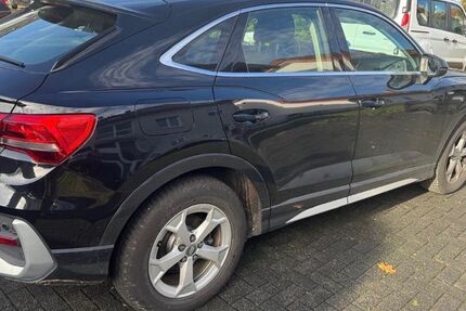 Audi Q3 54.300 km 26.990 &euro; Krefeld 47799