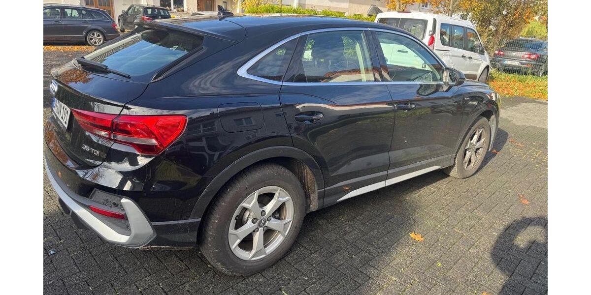 Audi Q3 54.300 km 34.880 &euro; Krefeld 47799