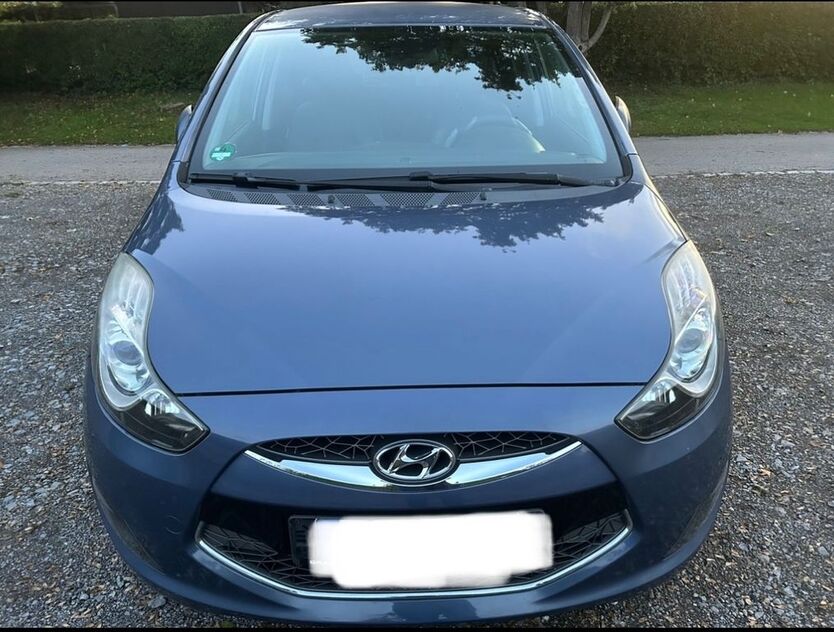 Hyundai ix20 115.000 km 7.000 € Stuttgart 70437