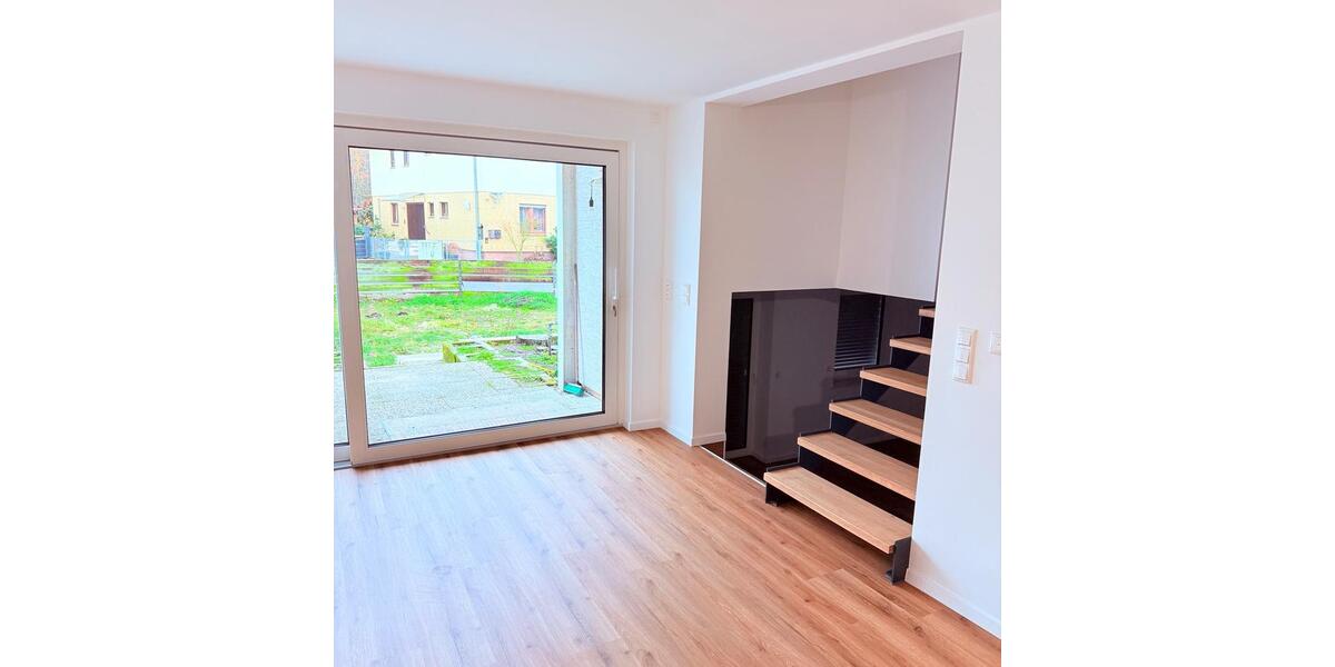 3 Z. Wohnung im Rodgau, 2 Terrassen, Garten, EBK, Erstbezug 3 zimmer