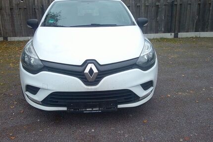 Renault Clio 205.000 km 5.199 &euro; Rötgesbüttel 38531