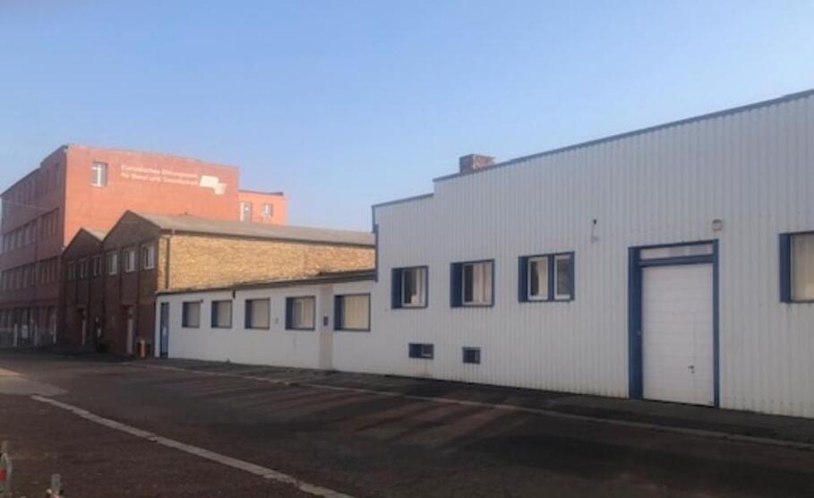 Gewerbeimmobilie in zentraler Lage, Nähe Zukunftzentrum zimmer