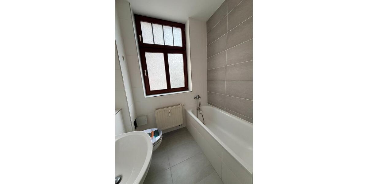 Etagenwohnung Gera - 3 Zimmer, 76 m&sup2;, 450&euro; | Angebot:26403949
