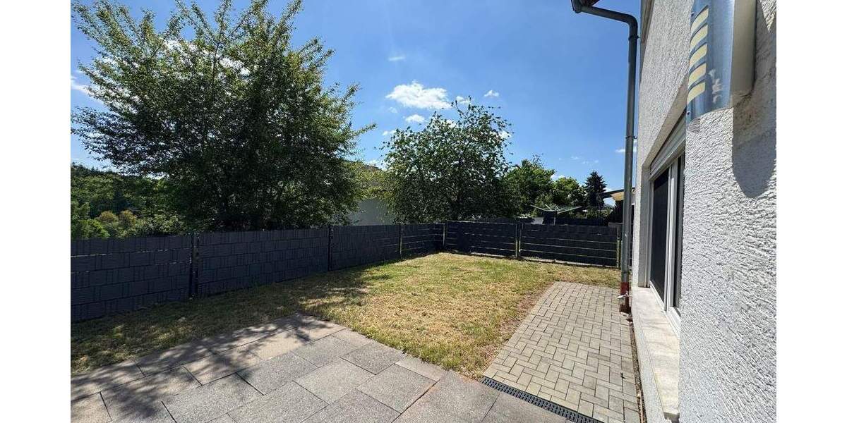 Reihenmittelhaus Binsfeld - 4 Zimmer, 129 m&sup2;, 1.036&euro; | Angebot:25800423