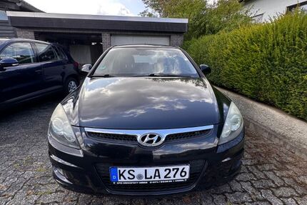 Hyundai i30 186.000 km 3.150 &euro; Baunatal 34225
