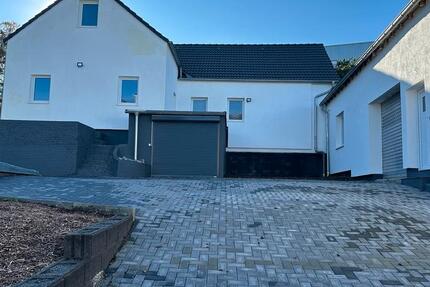 Einfamilienhaus in einer sehr ruhigen und zentralen Lage Lage zimmer