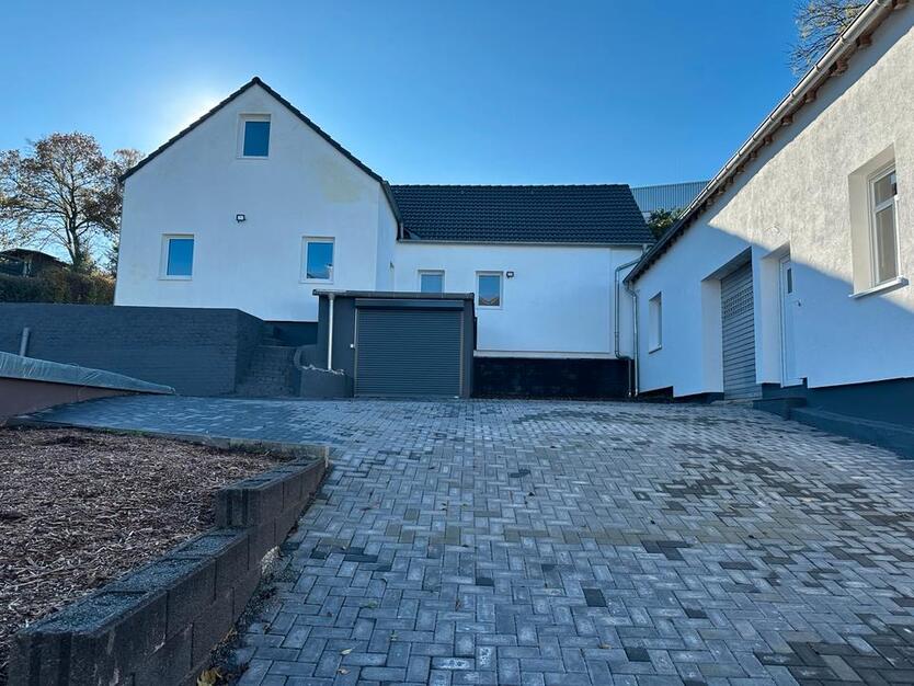 Einfamilienhaus in einer sehr ruhigen und zentralen Lage Lage zimmer