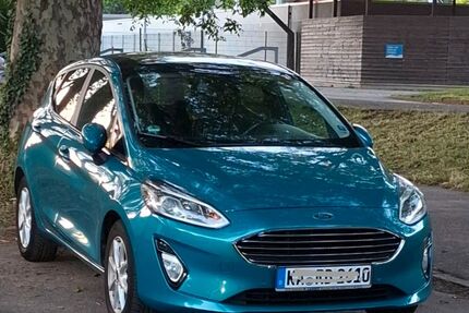 Ford Fiesta 37.500 km 11.000 &euro; Karlsruhe - Grötzingen 76229