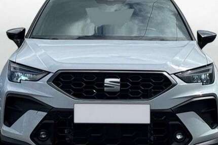 Seat Arona 1.200 km 28.990 &euro; Würzburg 97076