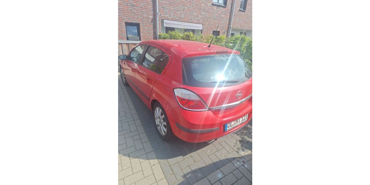 Opel Astra 175.000 km 2.999 &euro; Oldenburg 26135