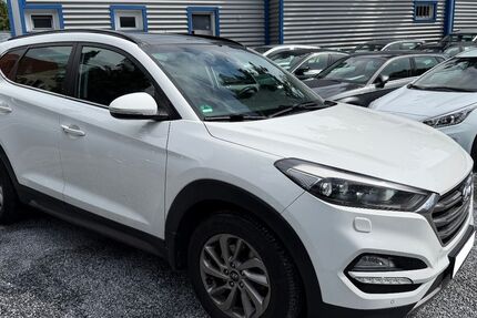 Hyundai TUCSON 250.000 km 9.499 &euro; Detmold 32758