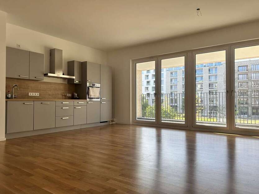 Wohnung zum Mieten in Berlin 2.230 € 96.93 m²