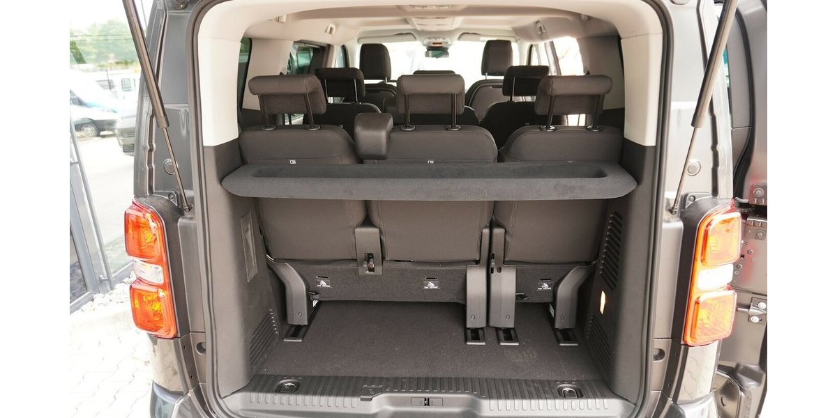 Fiat Ulysse L2 180 AT8 8-Sitzer / 10-Zoll Navi 15.712 km 37.961 &euro; Münchenbernsdorf 07589