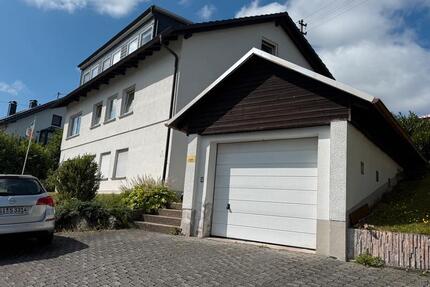 Haus Wilnsdorf - 10 Zimmer, 255 m&sup2;, 345.000&euro; | Angebot:27121666