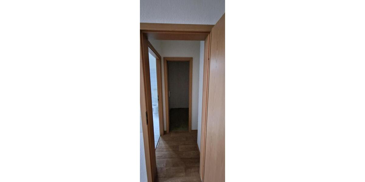 Etagenwohnung Finsterwalde - 2 Zimmer, 67 m&sup2;, 350&euro; | Angebot:26148312