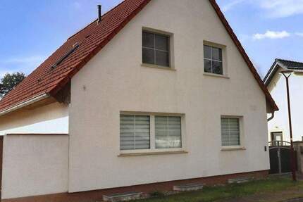 Ländlicher Rückzugsort in Stadtnähe-Einfamilienhaus in Gütter bei Burg 7 zimmer