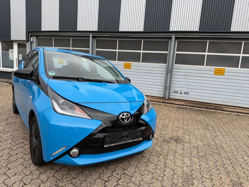 Toyota Aygo (X) 98.400 km 6.500 € Baumholder 55774