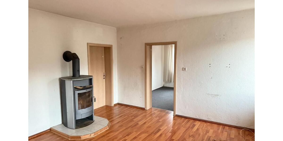 Einfamilienhaus Pasewalk - 12 Zimmer, 300 m&sup2;, 70.000&euro; | Angebot:26164965