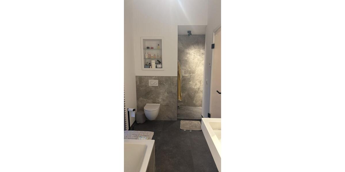 Doppelhaushälfte Niederzier - 2 Zimmer, 122 m&sup2;, 1.540&euro; | Angebot:24742221