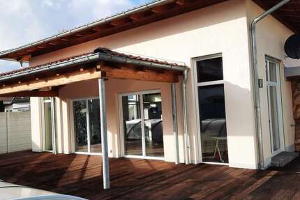 Haus zum Kaufen in Neuötting 749.000 € 159 m² 4 zimmer