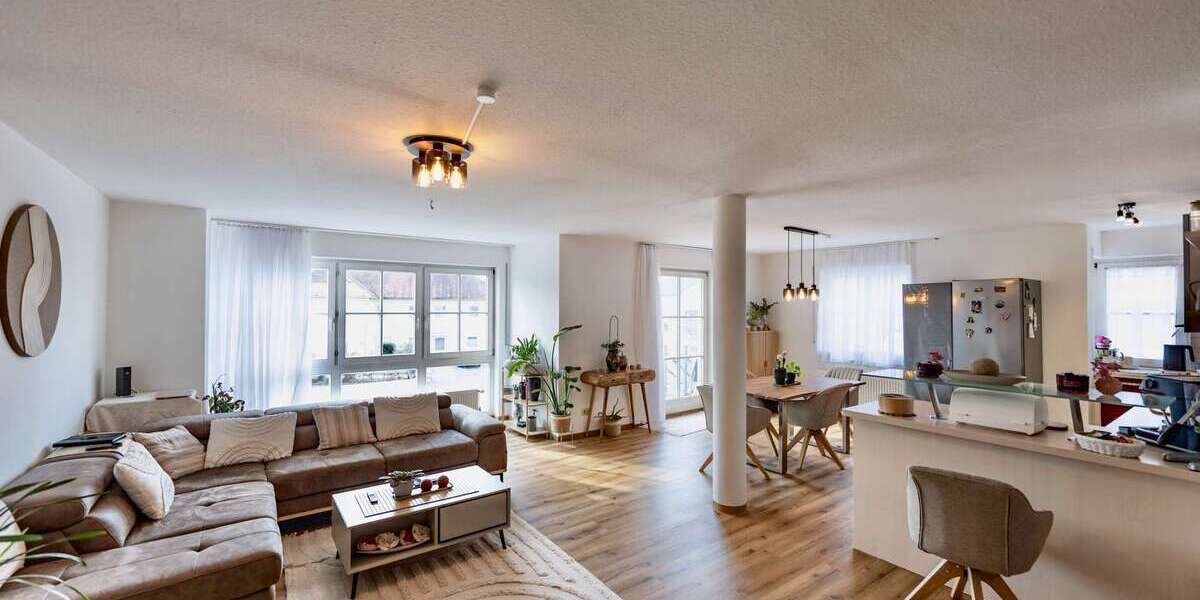 Etagenwohnung Durach - 3 Zimmer, 89 m&sup2;, 364.900&euro; | Angebot:25733111