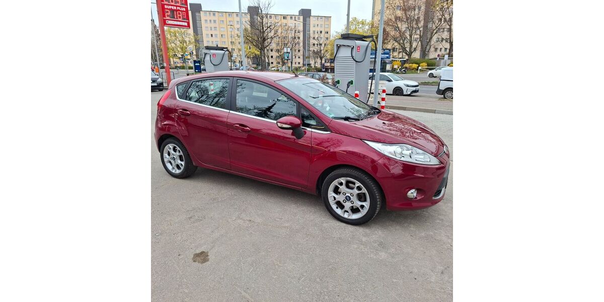 Ford Fiesta 152.983 km 4.100 &euro; Berlin 12353