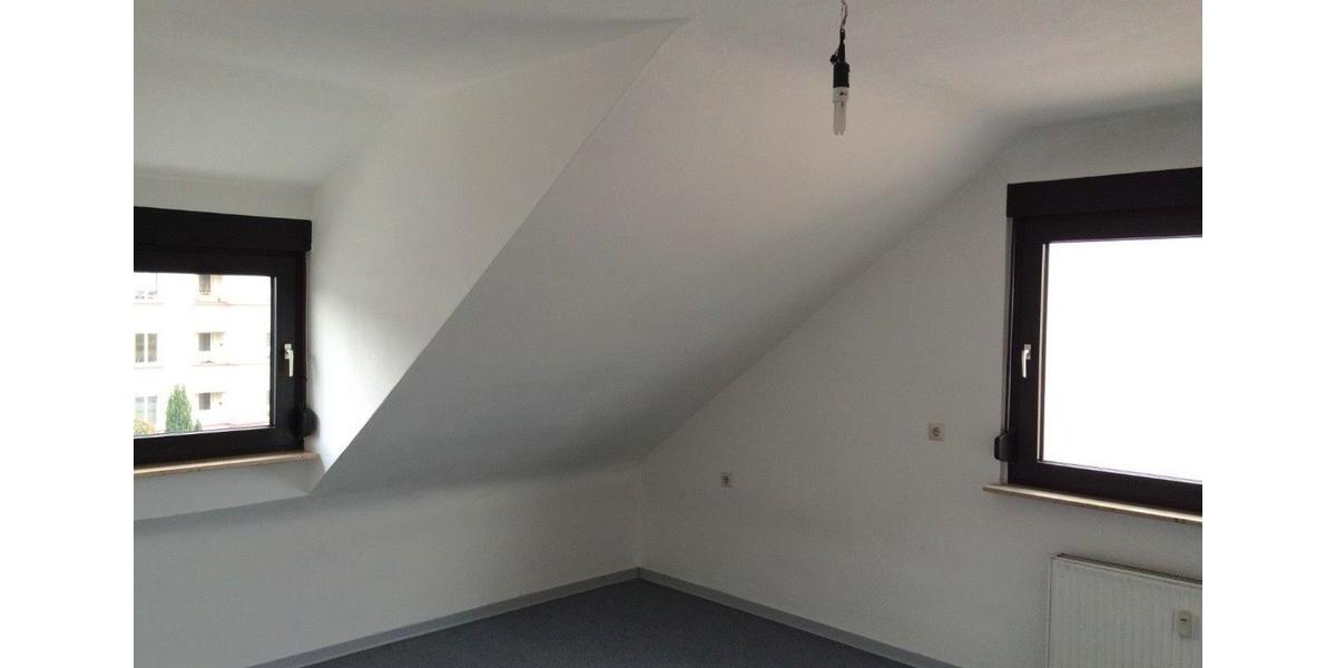 Dachgeschoßwohnung Wiesbaden Klarenthal - 4 Zimmer, 85 m&sup2;, 299.000&euro; | Angebot:25047580