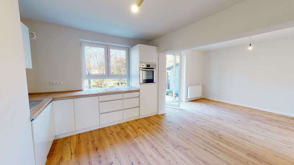 Wohnung zum Kaufen in Schwarzenbek 259.500 € 81.63 m²