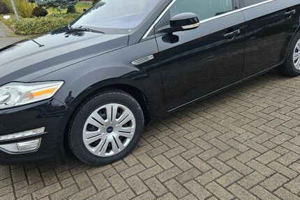 Ford Mondeo 200.300 km 6.500 &euro; Stralendorf 19073