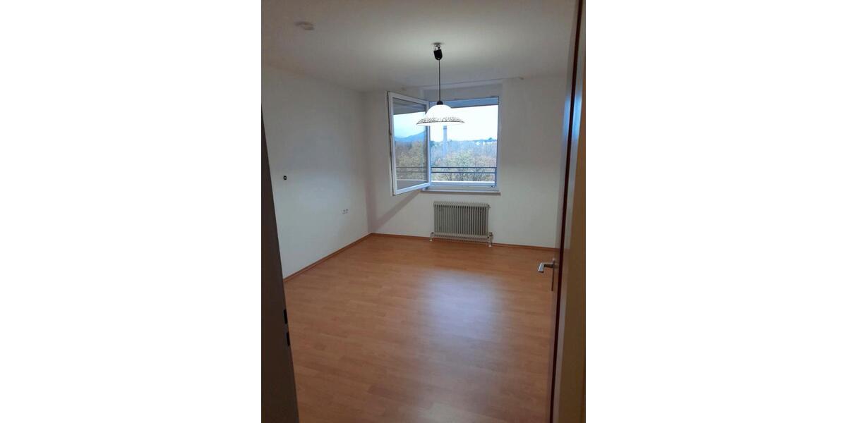 Etagenwohnung Reutlingen - 2.5 Zimmer, 56 m&sup2;, 219.000&euro; | Angebot:26889124