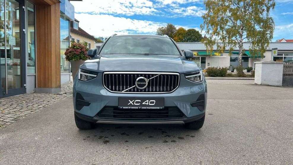 Volvo XC40 28.280 km 34.700 € Pfaffenhofen 85276
