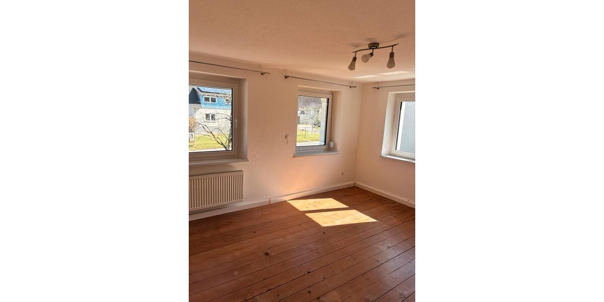 Doppelhaushälfte Bad Waldsee - 5 Zimmer, 130 m&sup2;, 1.400&euro; | Angebot:26162443
