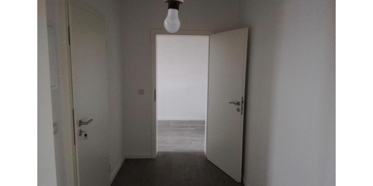 Etagenwohnung Zörbig - 3 Zimmer, 61 m&sup2;, 400&euro; | Angebot:25873534