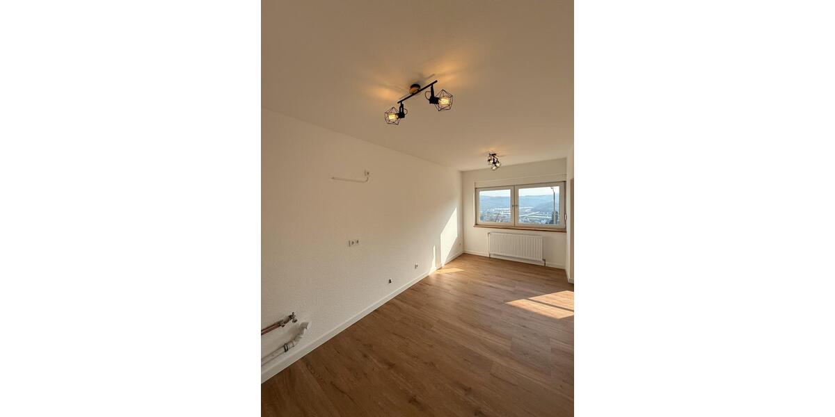 Etagenwohnung Siegen - 2 Zimmer, 72 m&sup2;, 169.000&euro; | Angebot:26426899