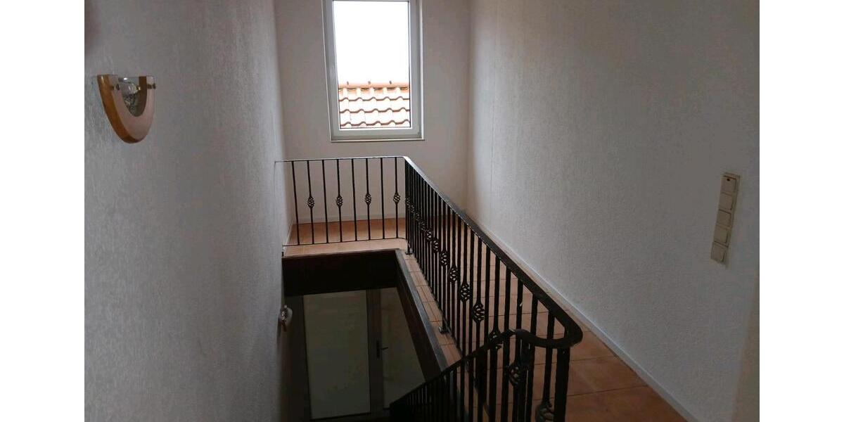 Maisonettenwohnung Maikammer - 4 Zimmer, 140 m&sup2;, 1.600&euro; | Angebot:26412990