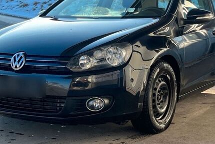 VW Golf 215.000 km 4.199 &euro; Waging am See 83329