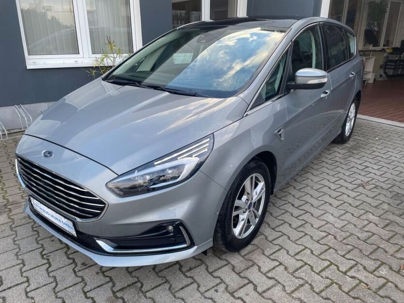 S-Max