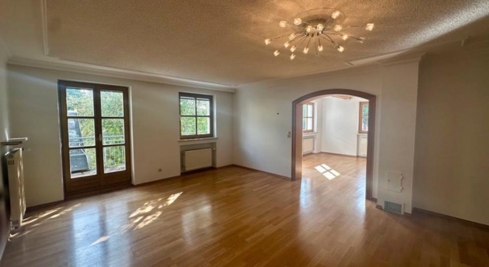 Einfamilienhaus Arnstorf - 6 Zimmer, 150 m&sup2;, 1.490&euro; | Angebot:26326548