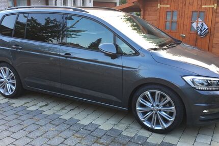 VW Touran 47.000 km 19.999 &euro; Eislingen/Fils 73054