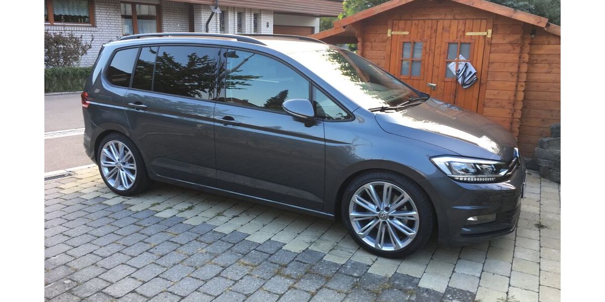 VW Touran 47.000 km 19.999 &euro; Eislingen/Fils 73054