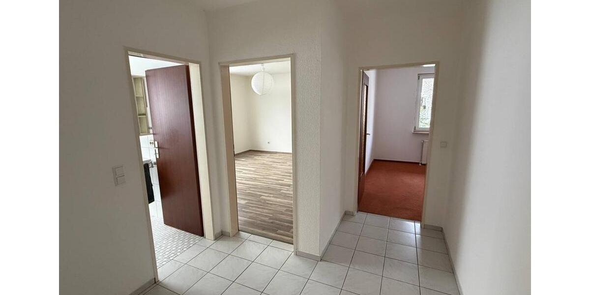 3-Zi. Wohnung in ruhiger Lage mit weitem landschaftlichen Blick 3 zimmer